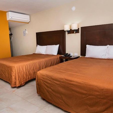 El Camino Hotel & Suites Heroica Caborca Esterno foto