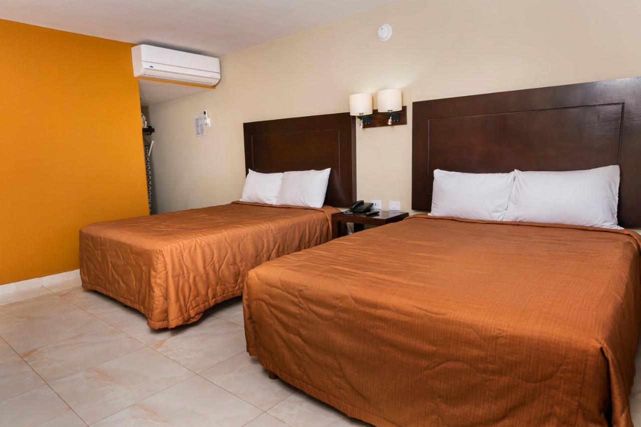 El Camino Hotel & Suites Heroica Caborca Esterno foto